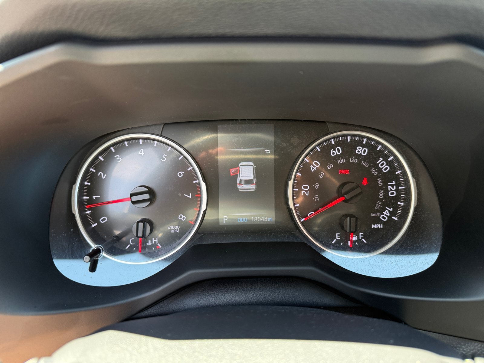 Used 2021 Toyota RAV4 XLE w/ Convenience Package FWD image 11