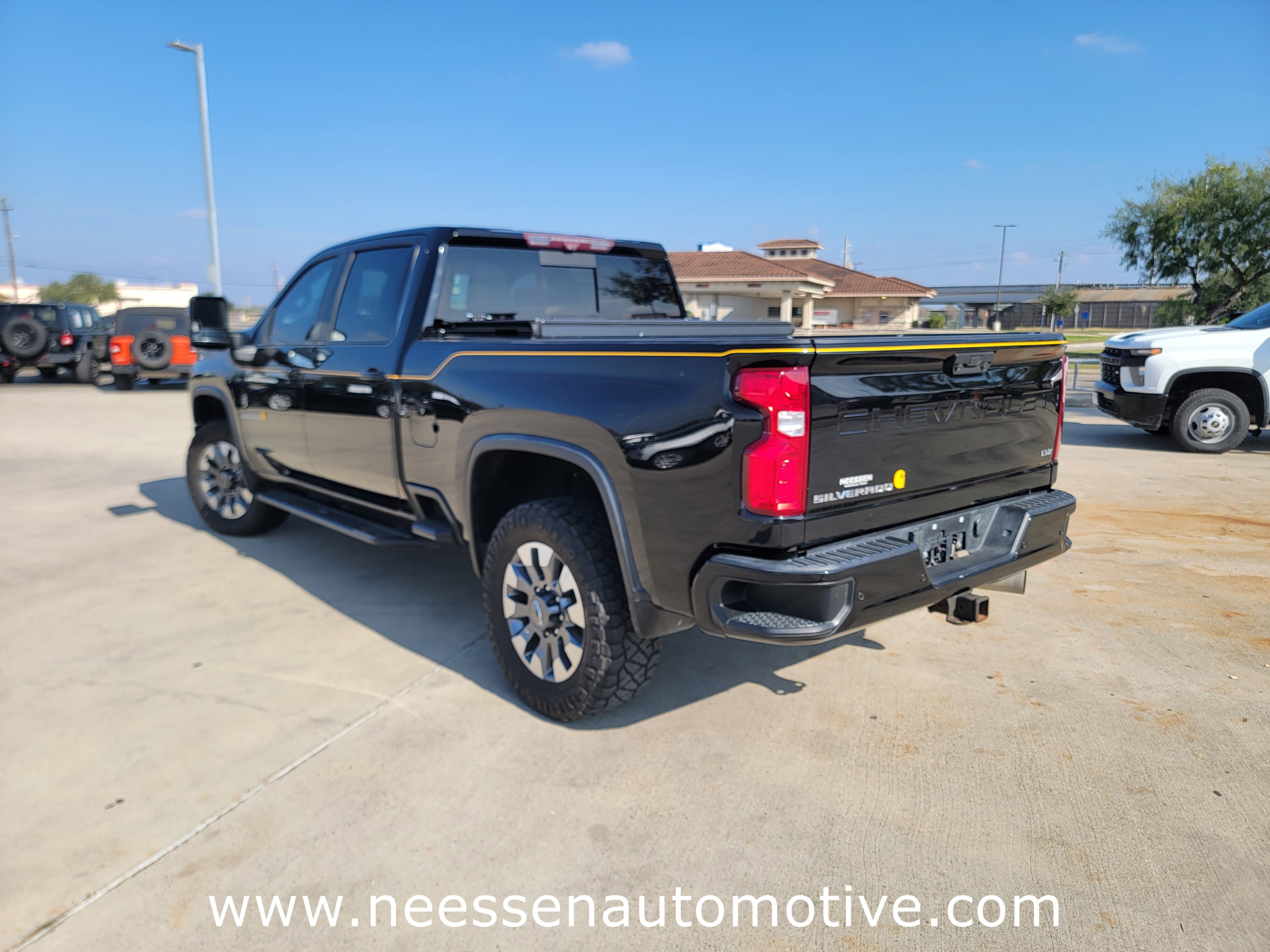 Used 2021 Chevrolet Silverado 2500 LTZ w/ Carhartt Edition image 5