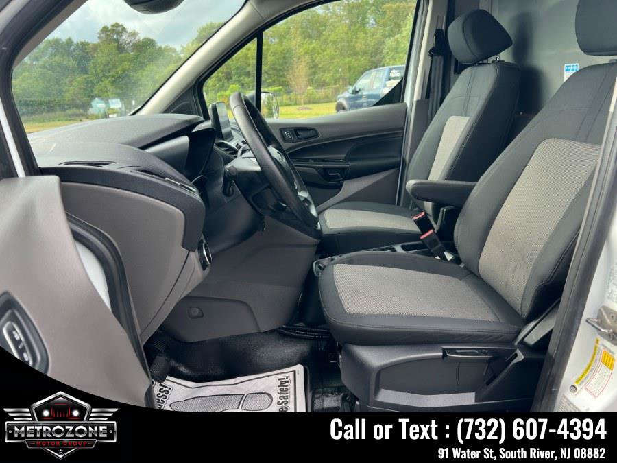 Used 2020 Ford Transit Connect XL FWD image 21