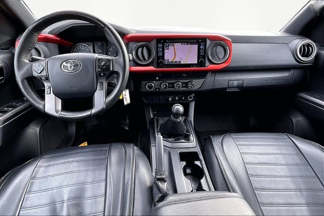 Used 2019 Toyota Tacoma SR image 7