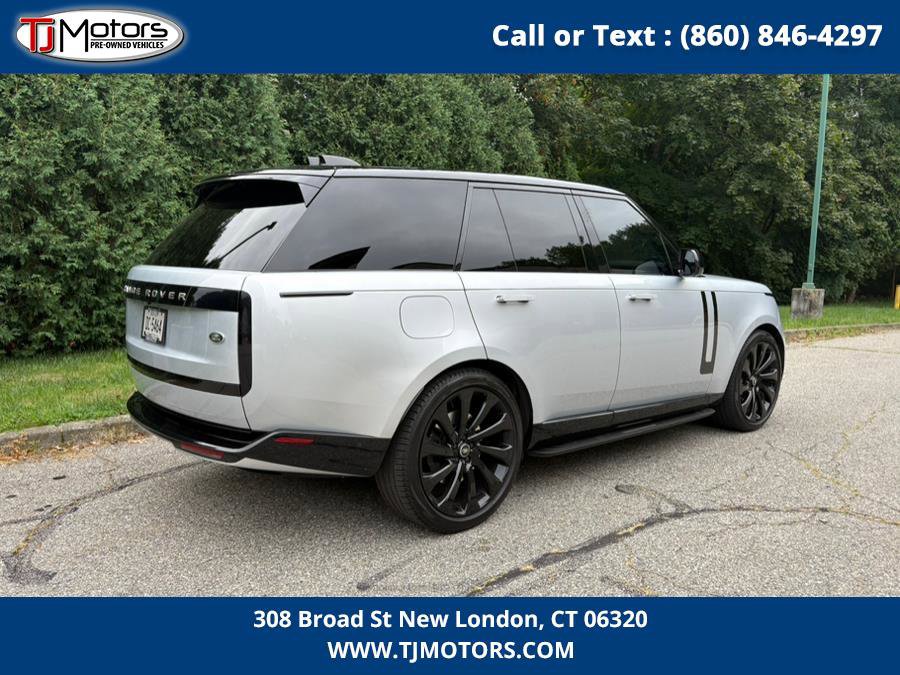 Used 2023 Land Rover Range Rover SE image 8