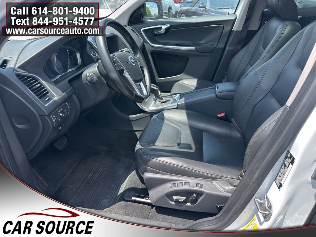 Used 2016 Volvo XC60 T6 w/ Proximity Package AWD/4WD image 8