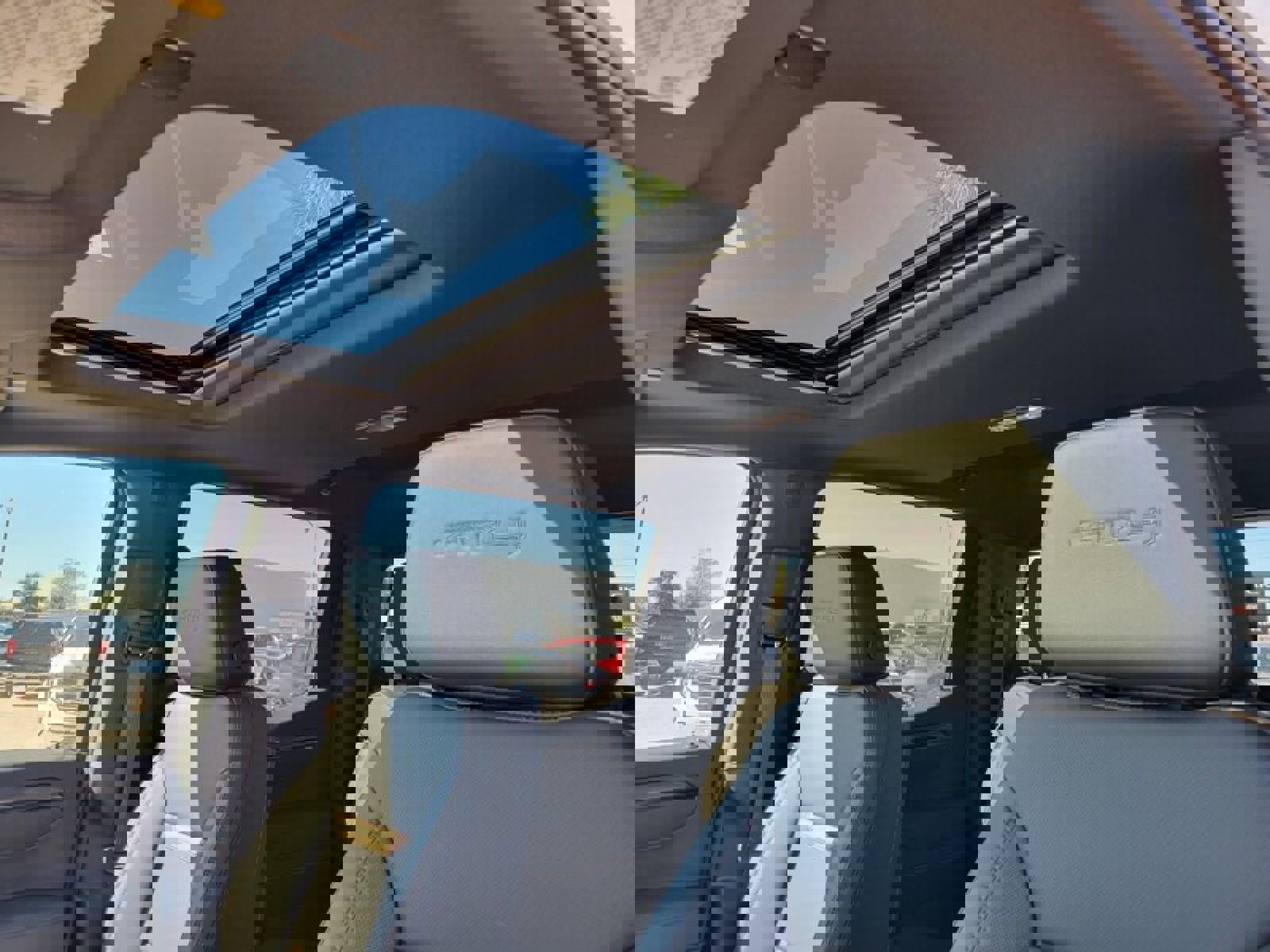 New 2026 GMC Sierra 1500 AT4 w/ AT4 Premium Package image 26