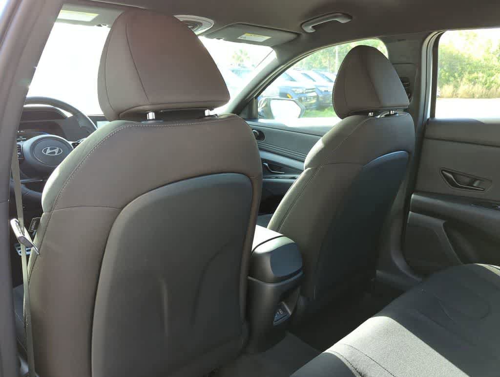 New 2026 Hyundai Elantra Sport FWD image 19