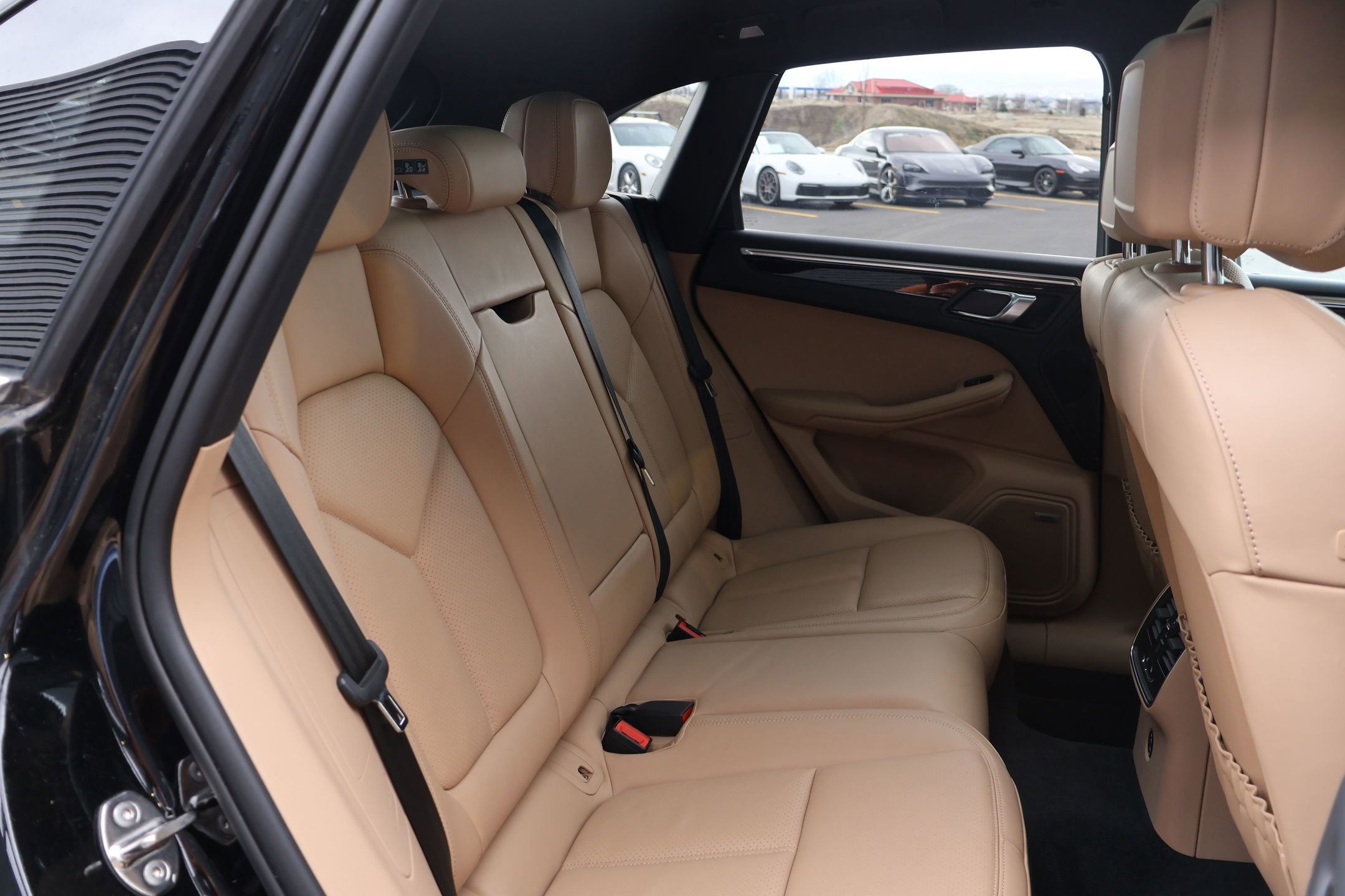 Certified 2023 Porsche Macan S image 26