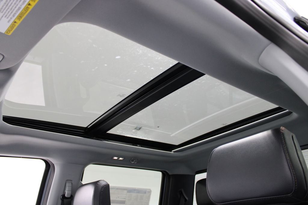 New 2026 Ford F250 Lariat w/ Chrome Package image 57