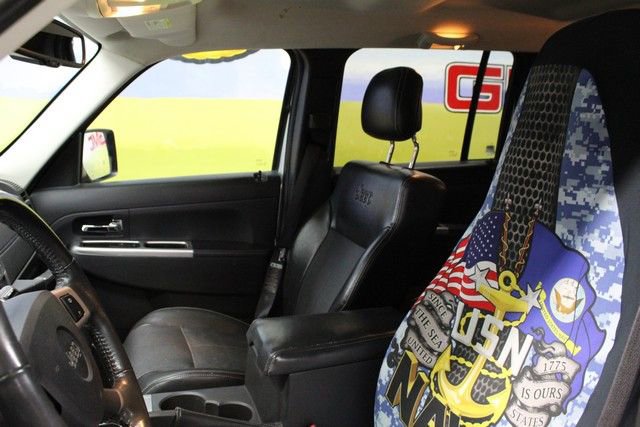 Used 2010 Jeep Liberty Limited image 19