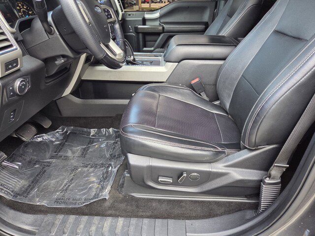 Used 2015 Ford F150 Lariat image 14