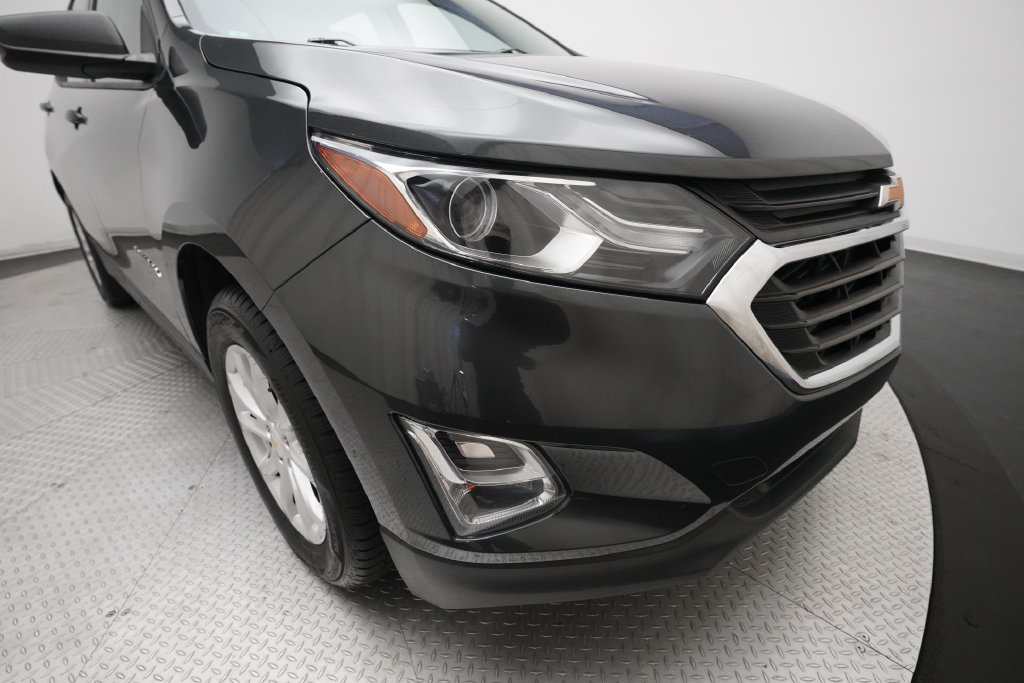 Used 2018 Chevrolet Equinox LS AWD/4WD image 21