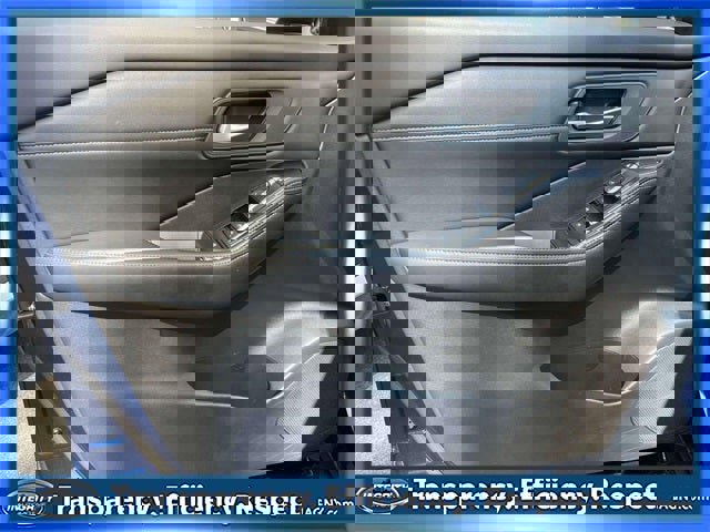 Certified 2025 Nissan Rogue SV w/ SV Premium Package image 16