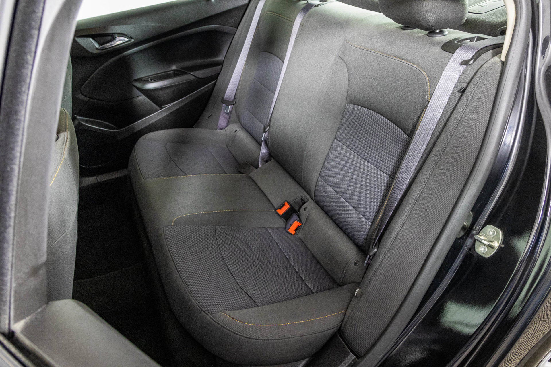 Used 2017 Chevrolet Cruze LS FWD image 33
