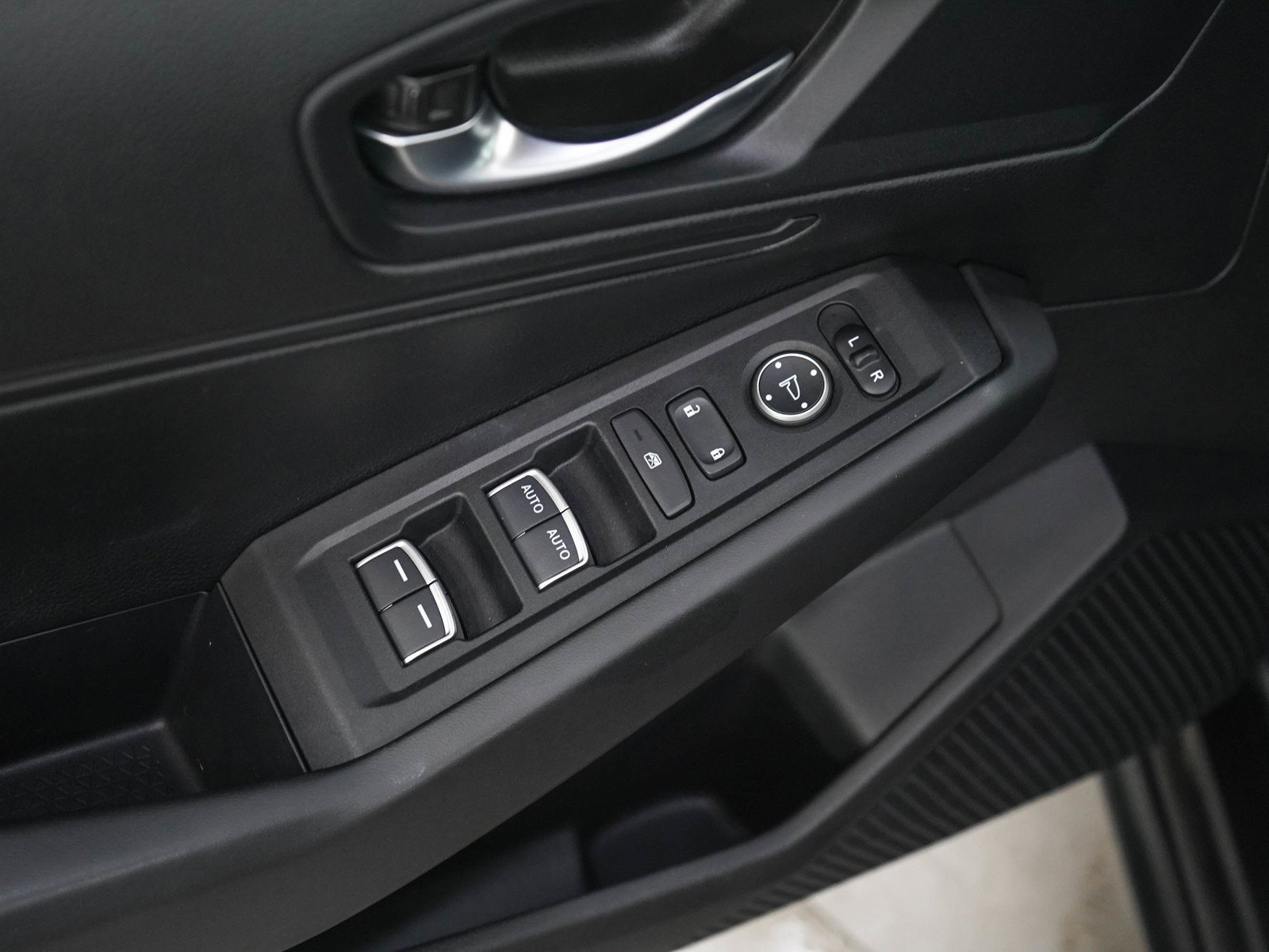 Used 2023 Honda Accord LX image 18