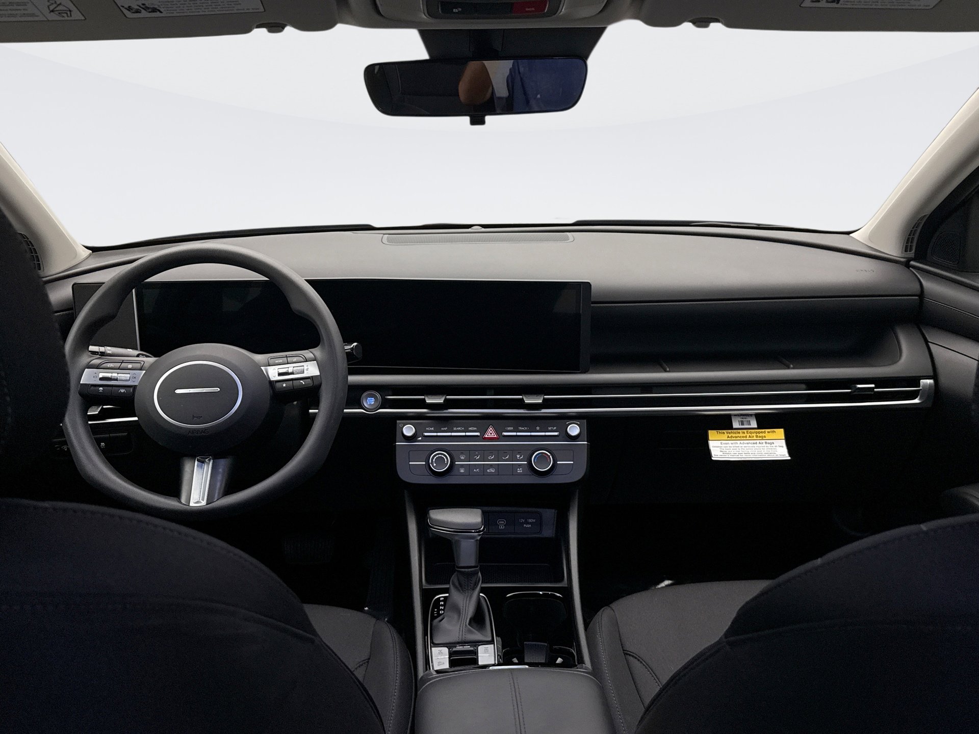 Used 2025 Hyundai Tucson SE image 14