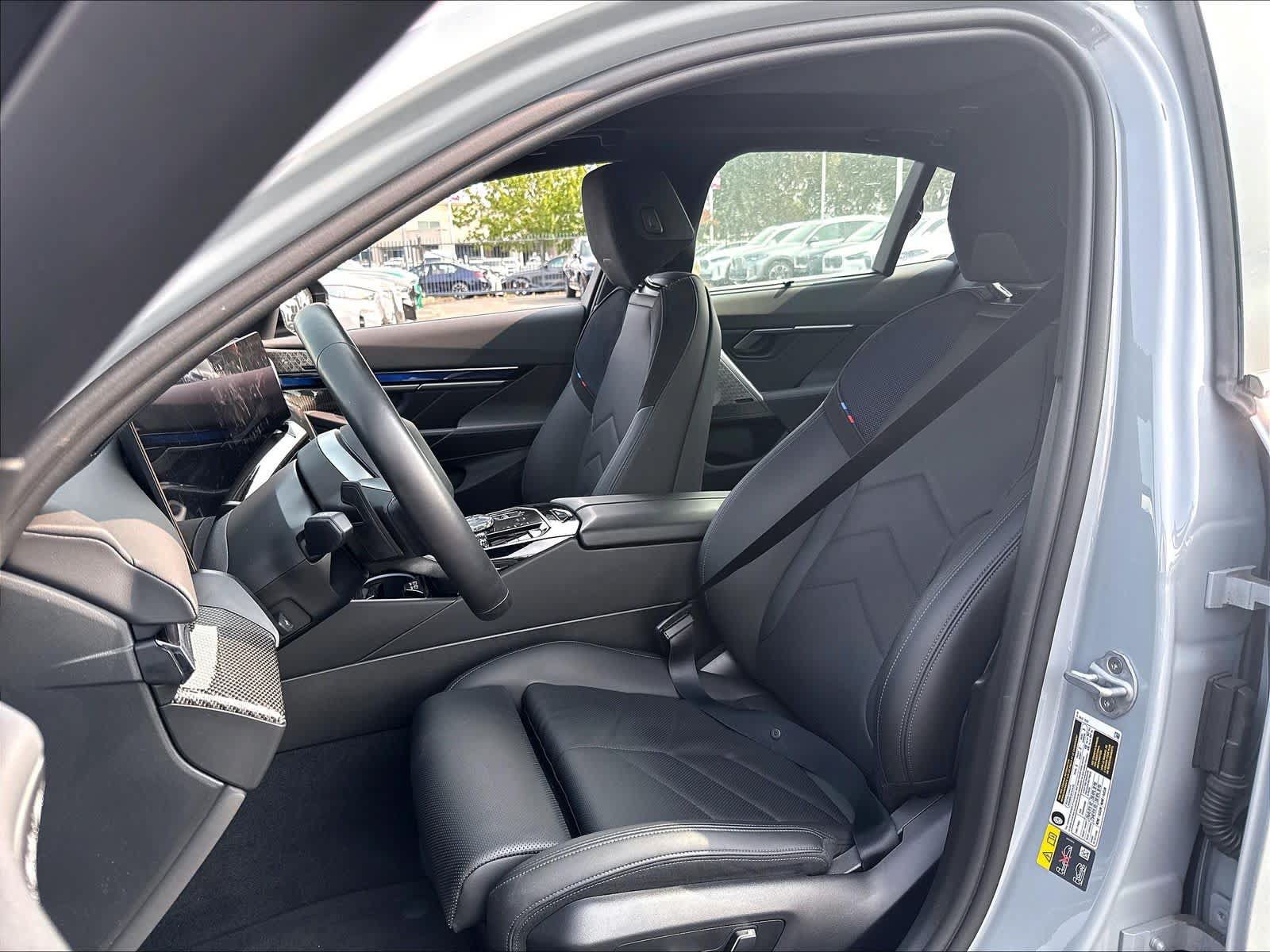 Used 2025 BMW i5 M60 w/ Executive Package AWD/4WD image 22