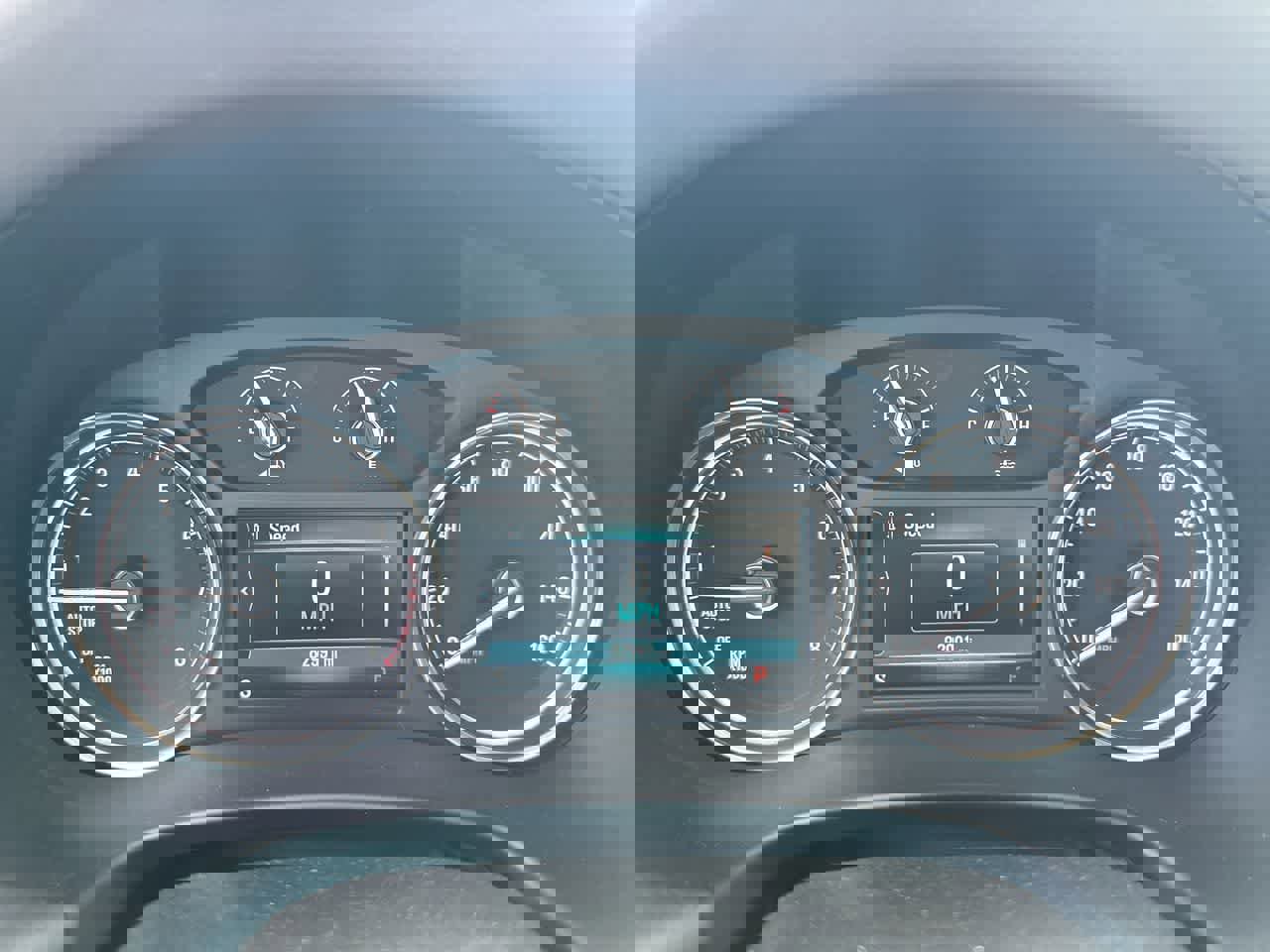 Used 2019 Buick Enclave Essence image 36