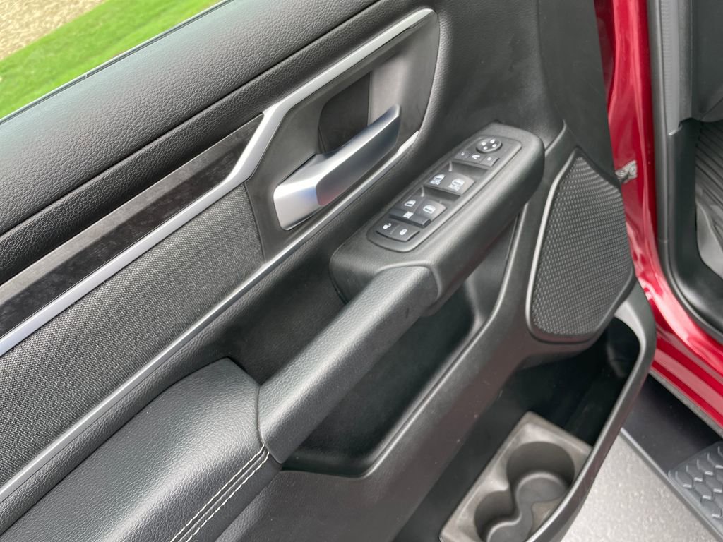 Used 2020 RAM 1500 Big Horn AWD/4WD image 12