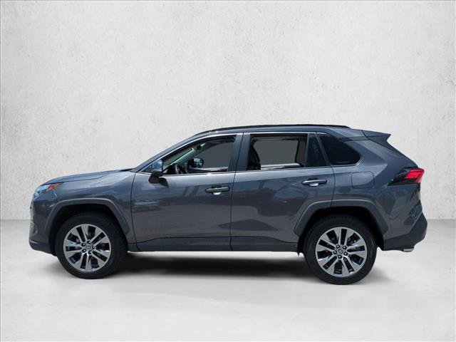 Certified 2022 Toyota RAV4 XLE Premium FWD image 9