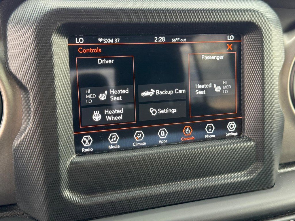 Used 2021 Jeep Gladiator Sport image 18