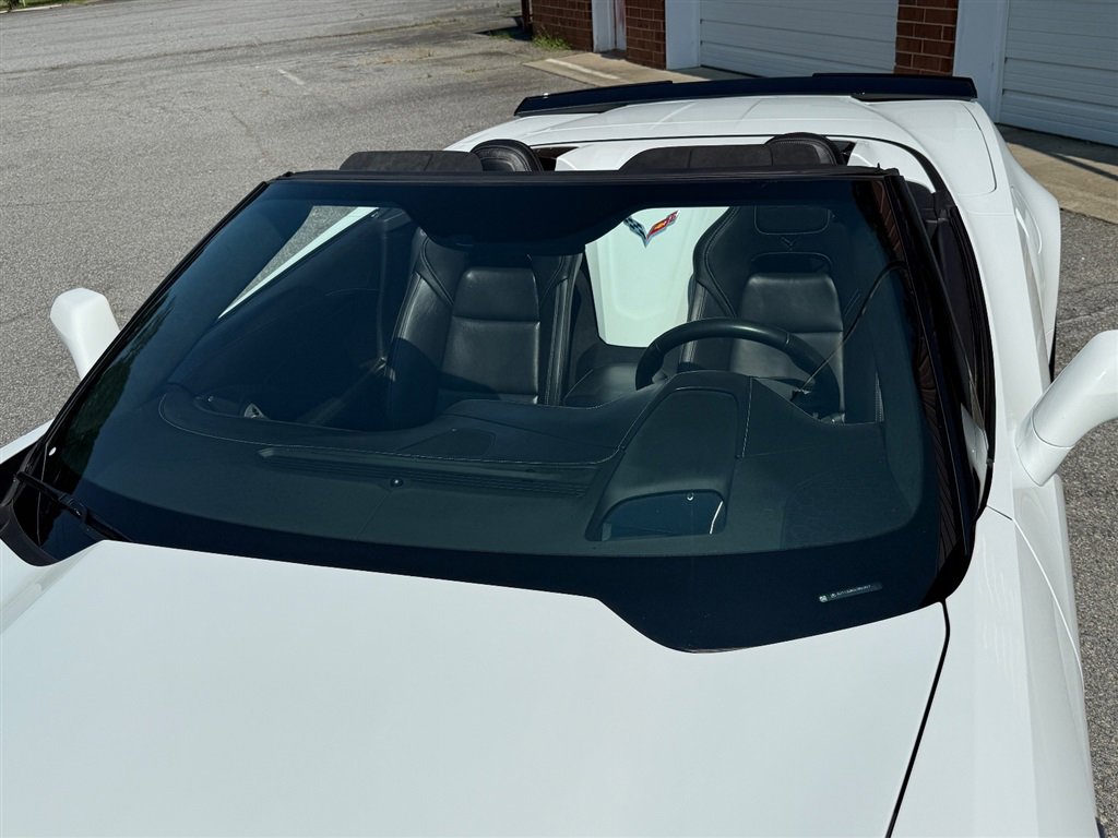 Used 2016 Chevrolet Corvette Z06 w/ 3LZ Preferred Equipment Group image 20