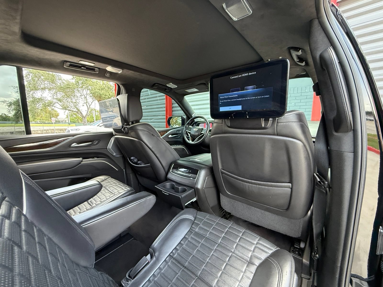 Used 2023 Cadillac Escalade Sport Platinum RWD image 42