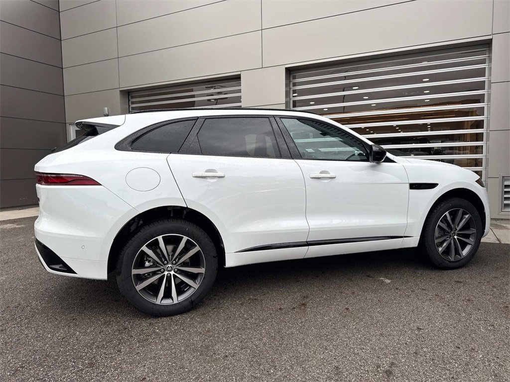 New 2026 Jaguar F-PACE R-Dynamic S image 7