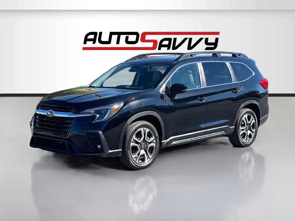 Used 2024 Subaru Ascent Limited w/ Technology Package AWD/4WD image 3