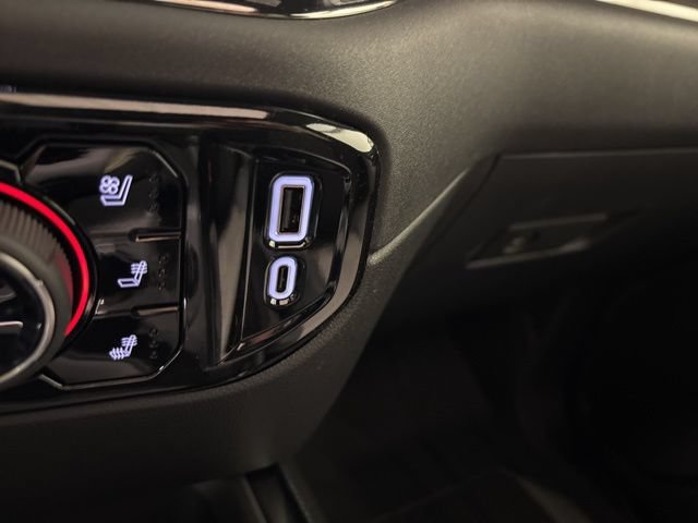 New 2026 Chevrolet Silverado 2500 ZR2 AWD/4WD image 36