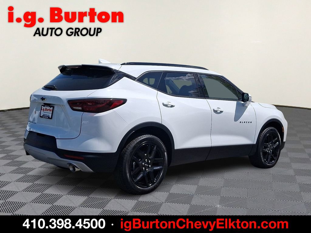 New 2026 Chevrolet Blazer LT w/ Sound & Technology Package AWD/4WD image 4