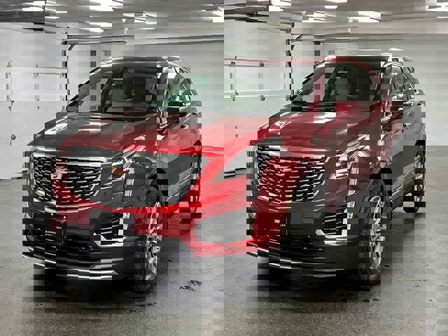 New 2025 Cadillac XT5 Premium Luxury