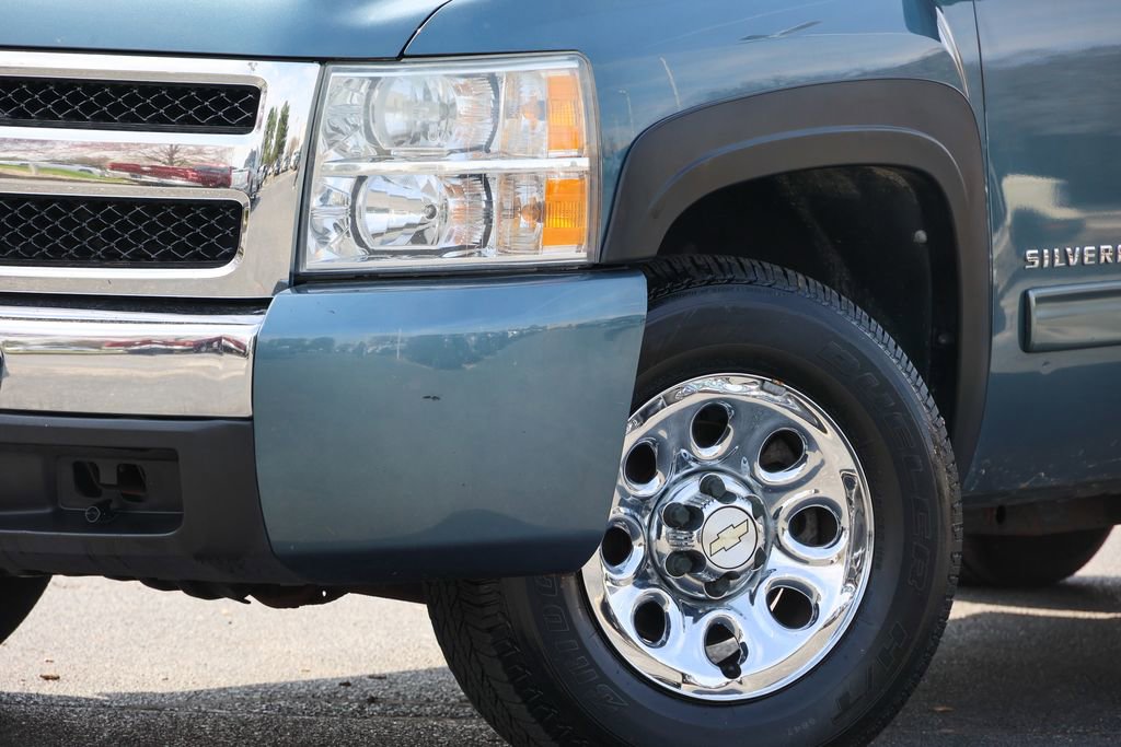 Used 2010 Chevrolet Silverado 1500 LS image 11