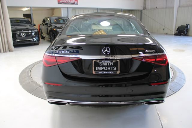 Used 2024 Mercedes-Benz S 580e 4MATIC Sedan image 5