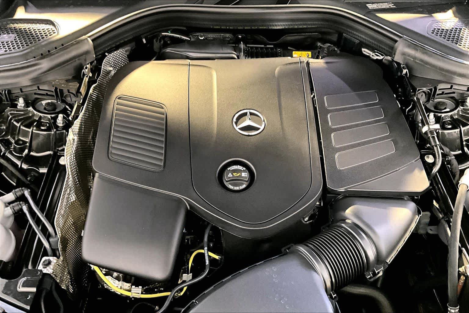 New 2027 Mercedes-Benz GLC 300 4MATIC image 14