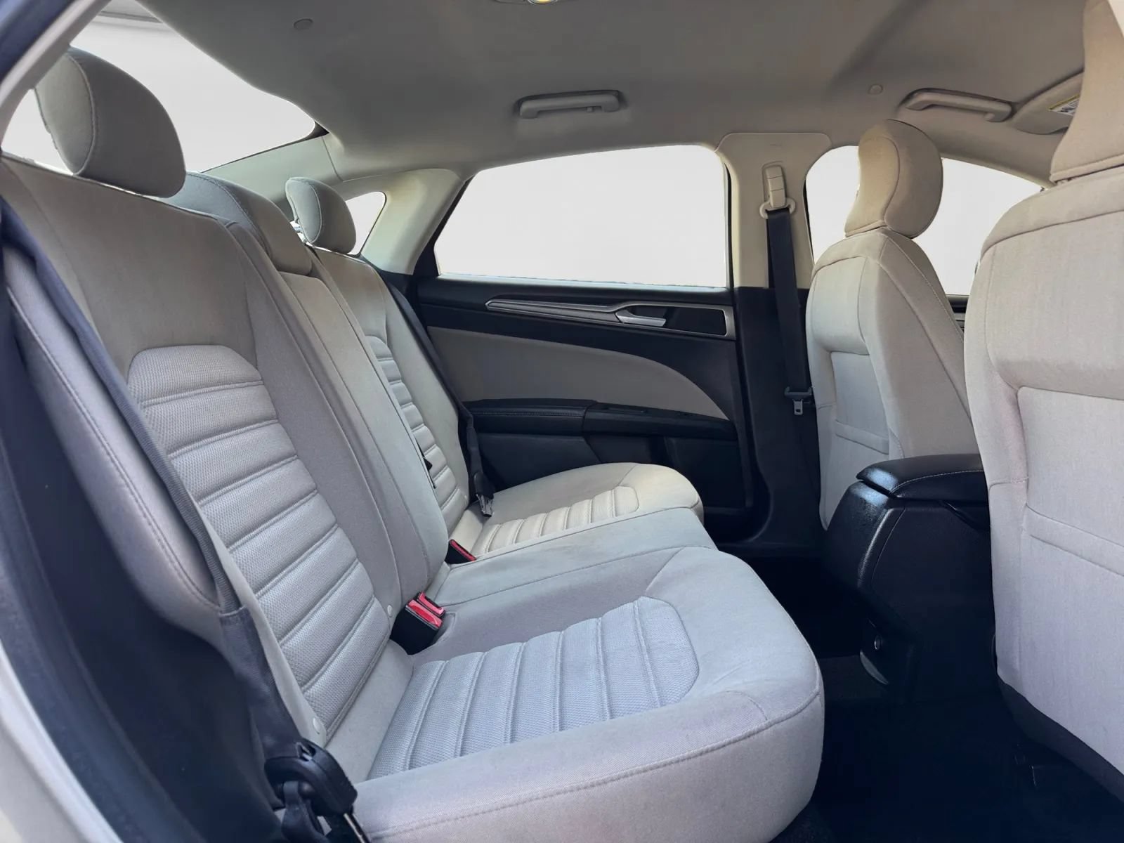 Used 2017 Ford Fusion S FWD image 22
