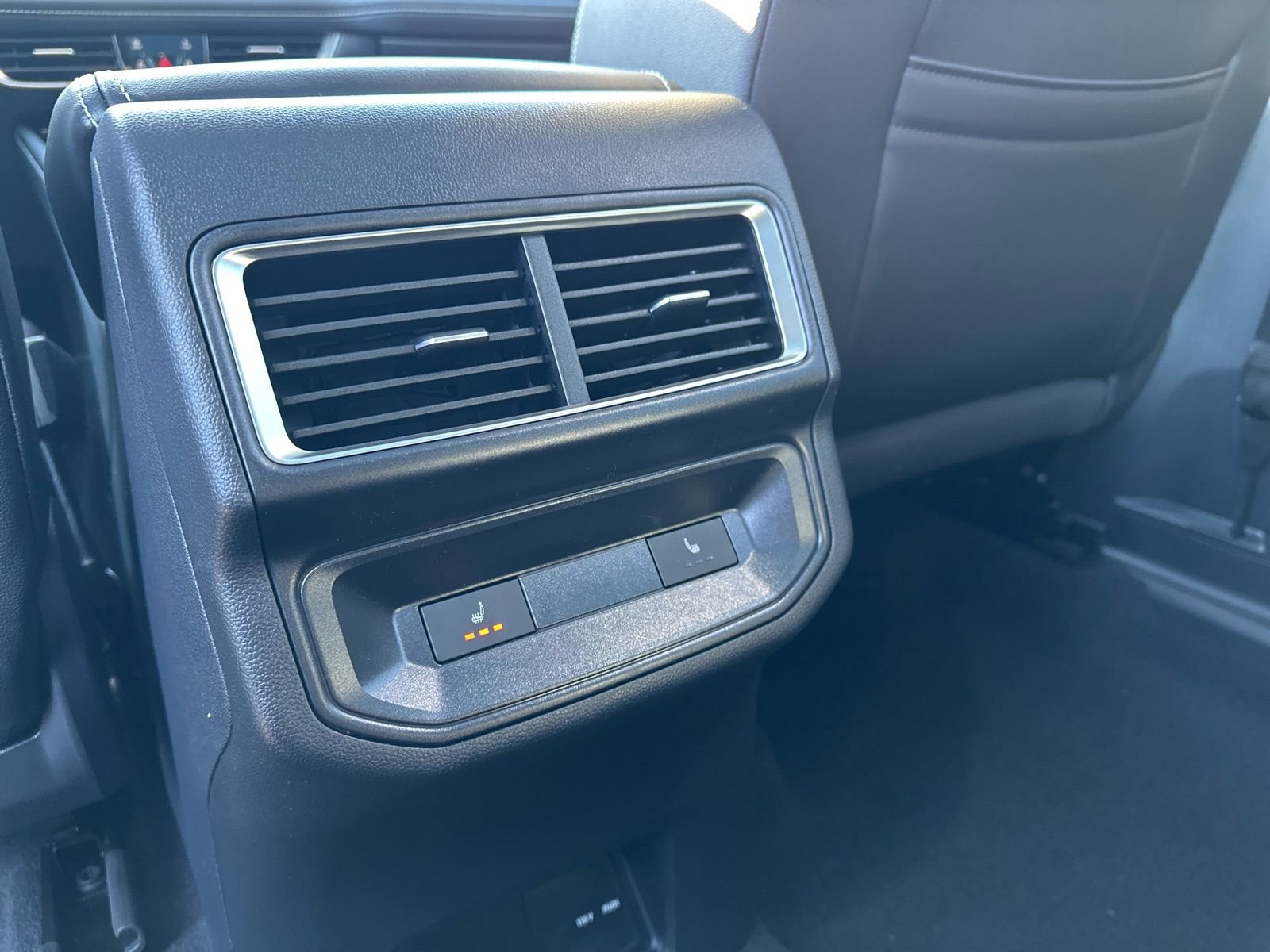 New 2026 Volkswagen Atlas Cross Sport SEL Premium R-Line image 17