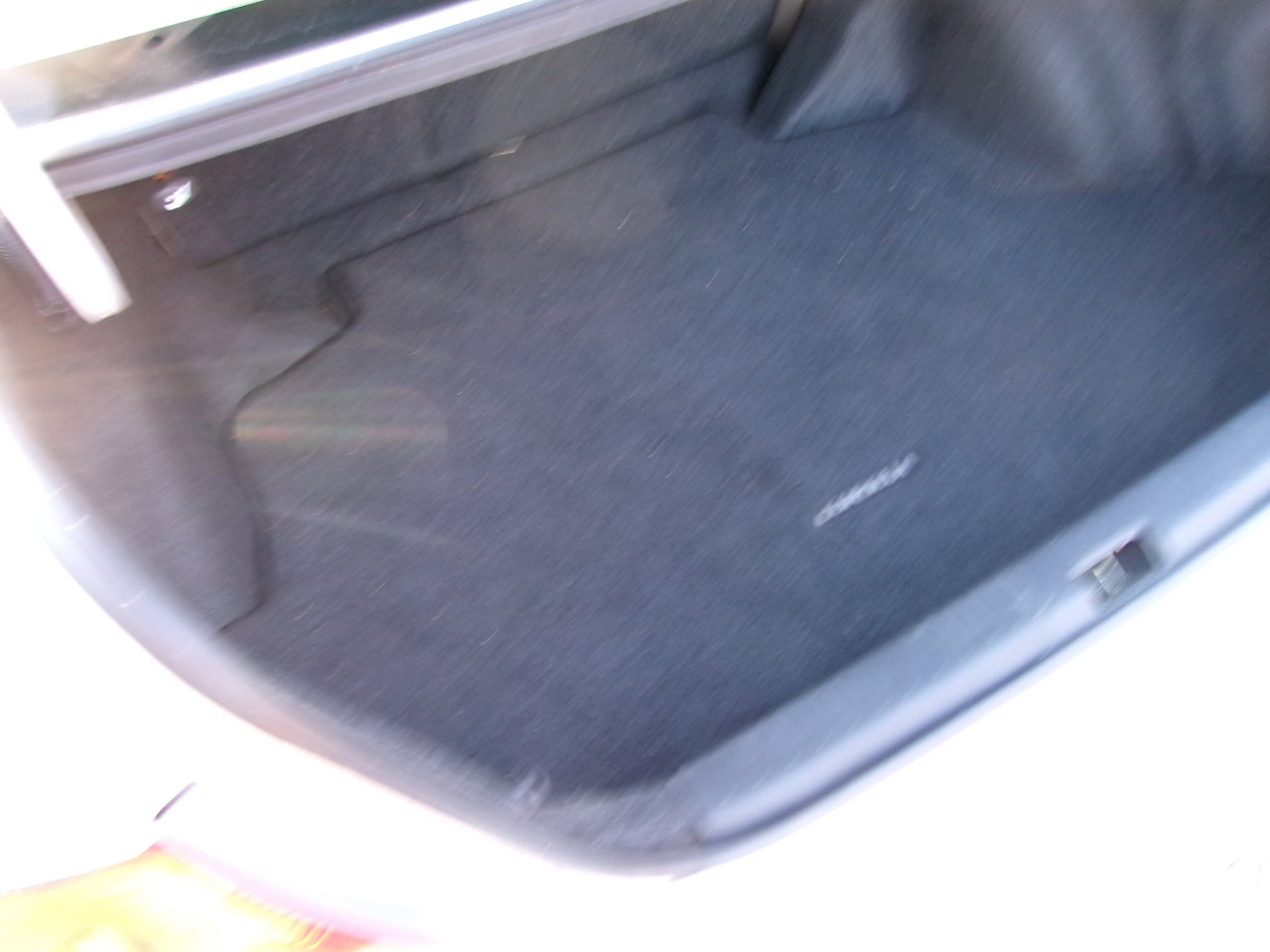 Used 2005 Toyota Corolla CE image 16