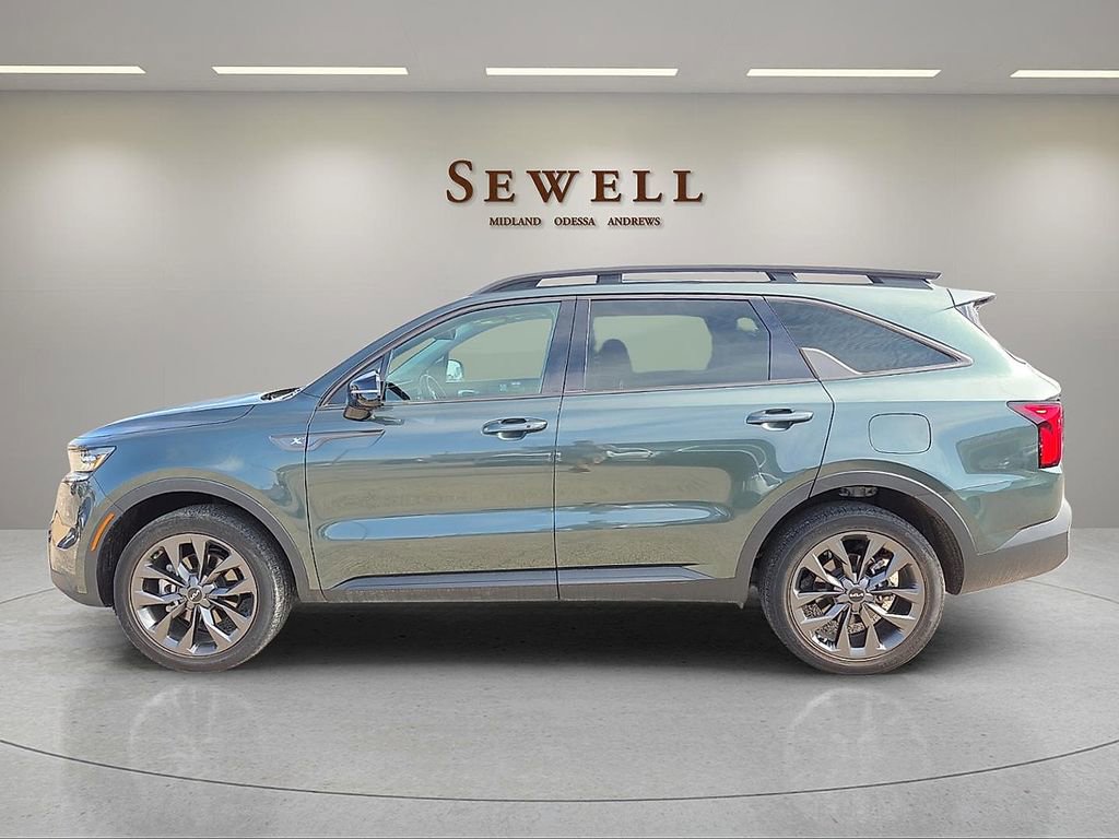 Used 2023 Kia Sorento SX Prestige image 2