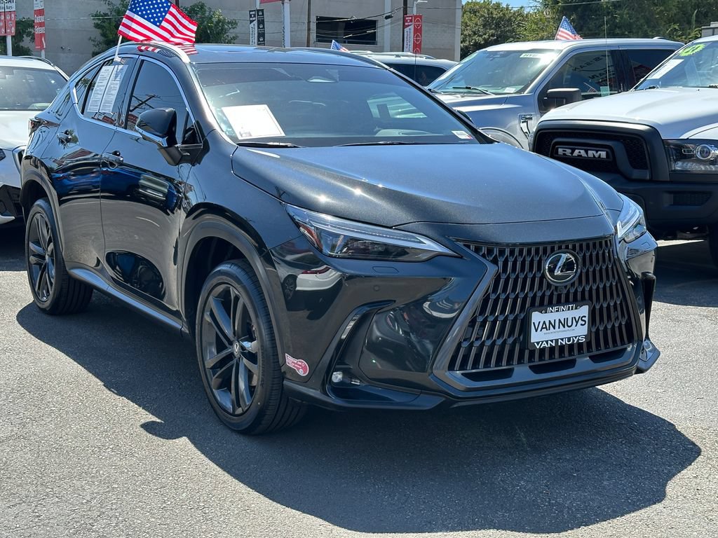 Used 2024 Lexus NX 450h+ AWD w/ Vision Package image 8