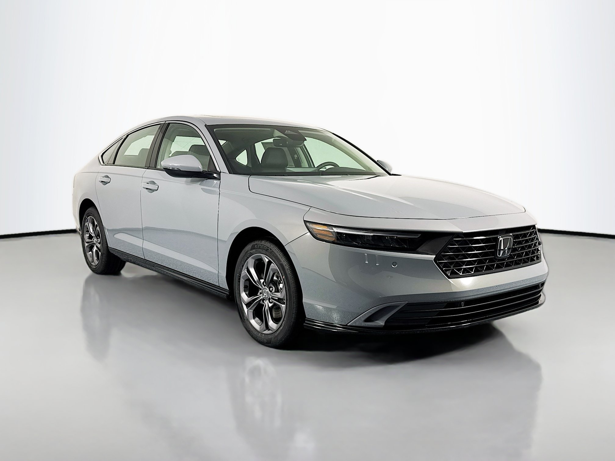 New 2026 Honda Accord EX-L image 3