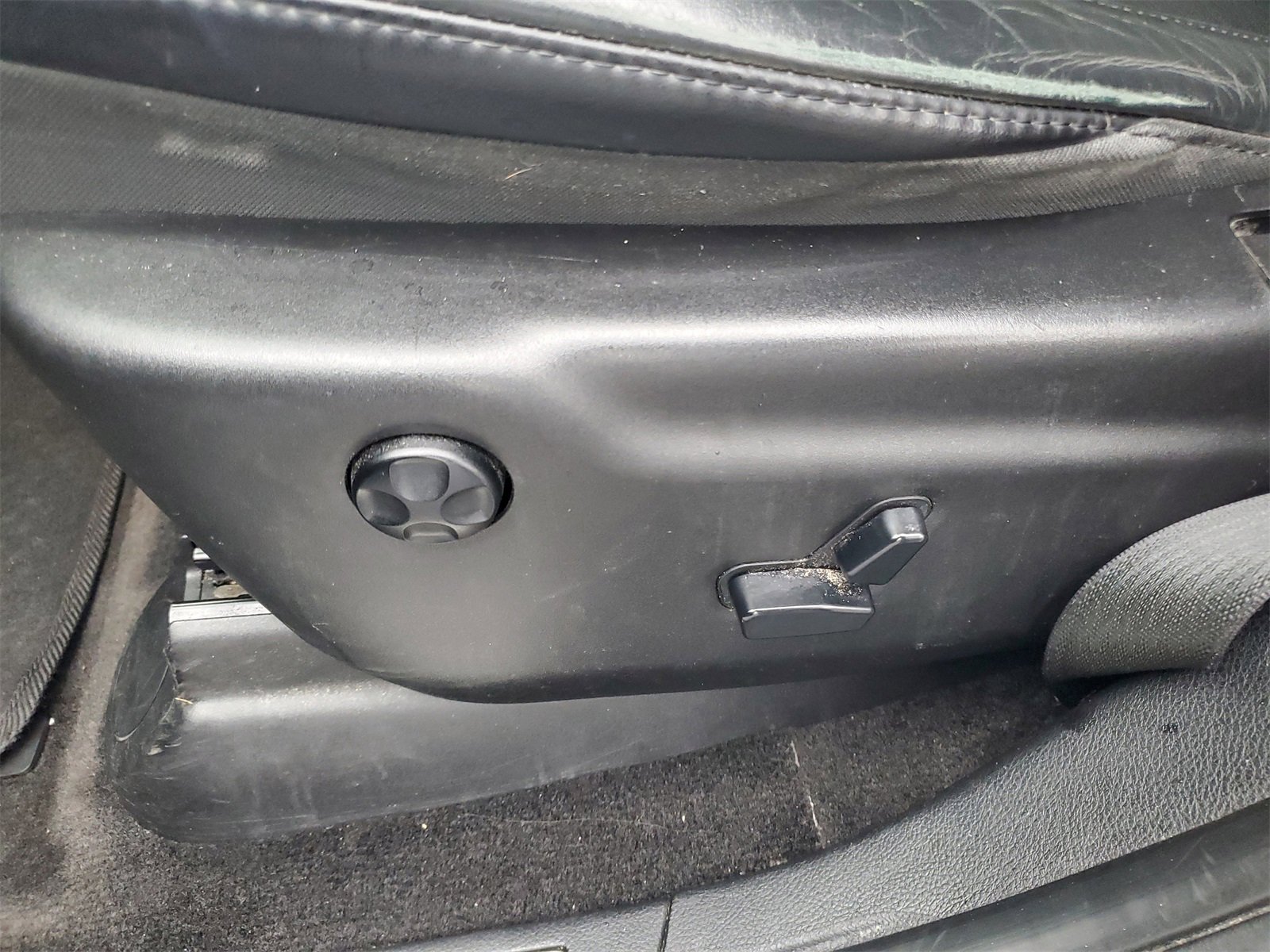 Used 2015 Dodge Durango Limited image 7