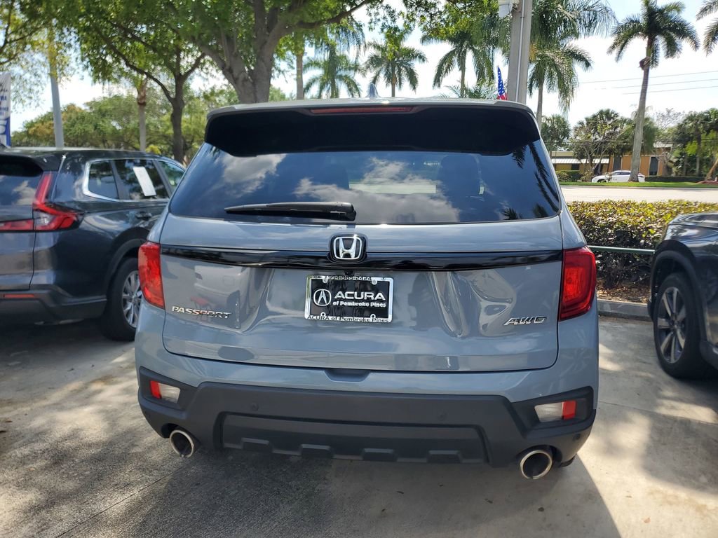 Used 2024 Honda Passport EX-L image 6