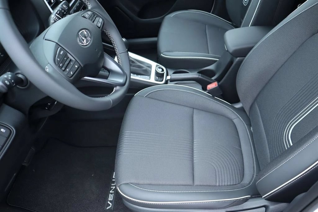 New 2026 Hyundai Venue SEL FWD image 13