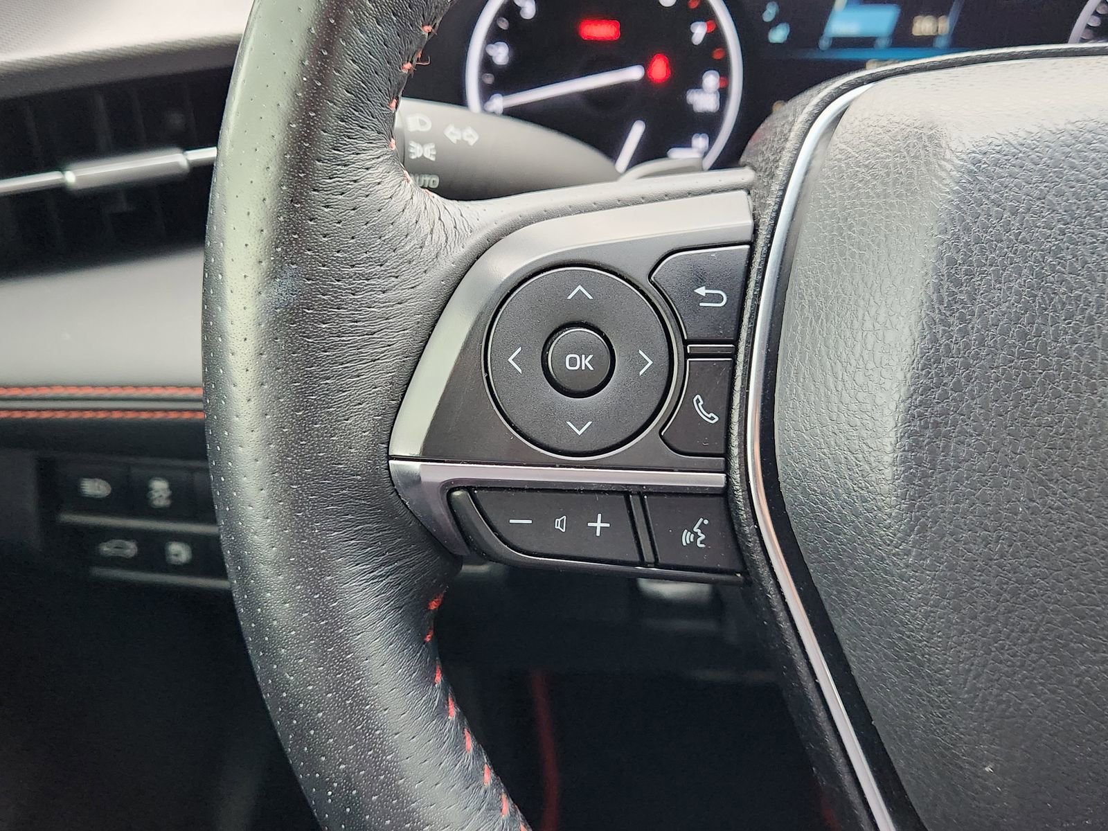 Used 2020 Toyota Avalon TRD FWD image 33