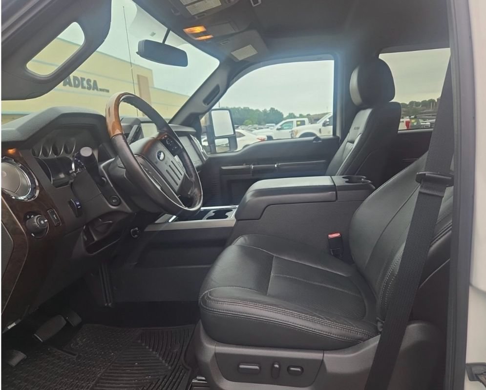 Used 2016 Ford F350 Platinum AWD/4WD image 3