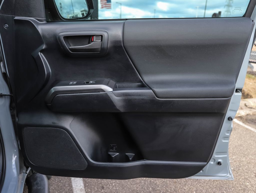 Used 2021 Toyota Tacoma TRD Sport w/ Technology Package RWD image 26