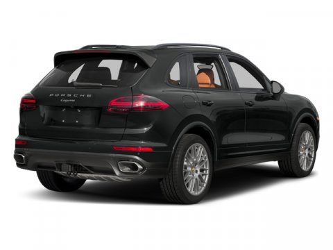 Used 2017 Porsche Cayenne image 2