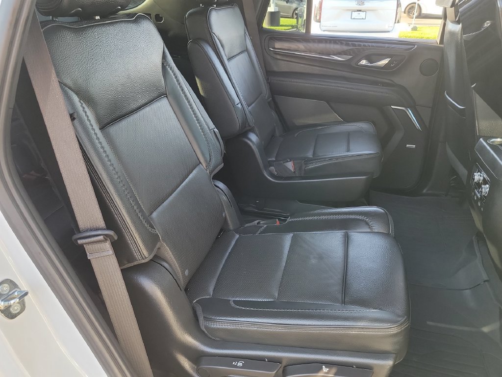 Used 2023 GMC Yukon Denali AWD/4WD image 28
