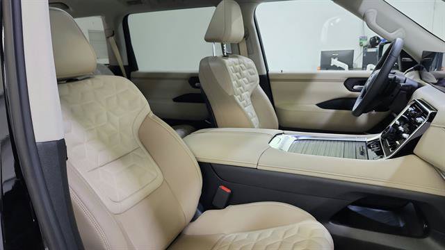 New 2027 Nissan Armada Platinum AWD/4WD image 32
