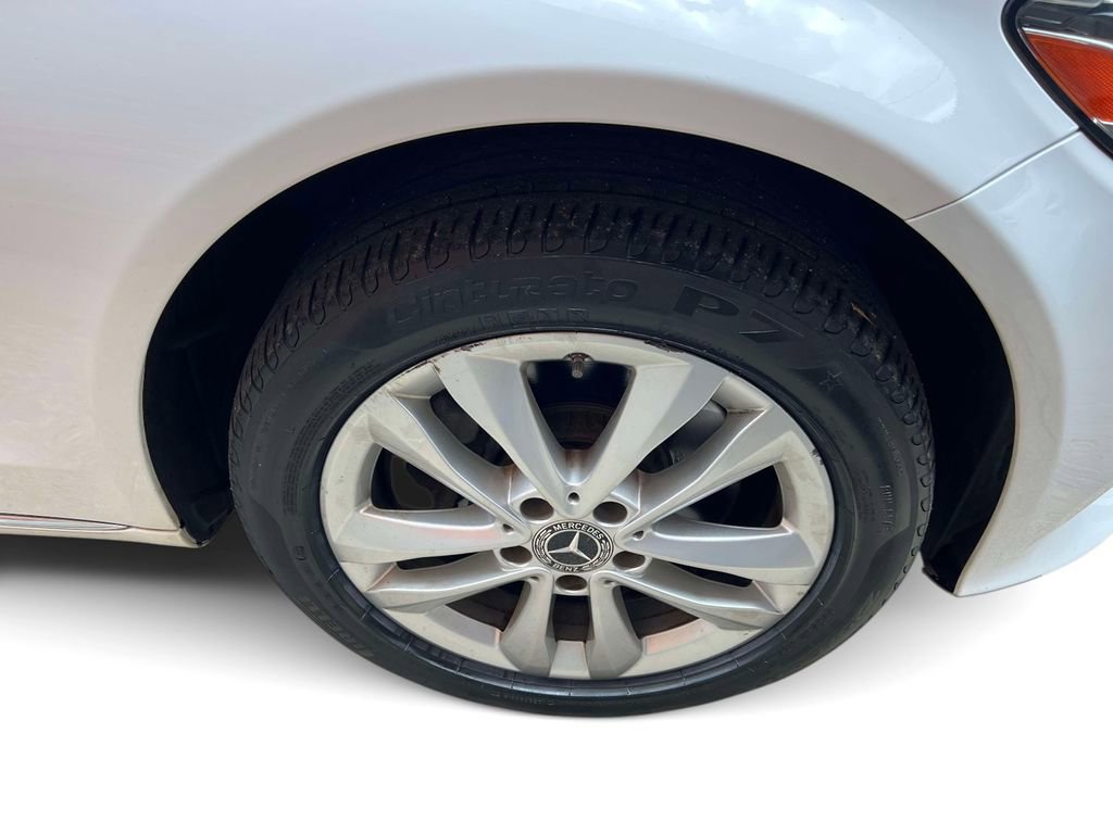 Used 2019 Mercedes-Benz C 300 4MATIC Sedan image 8
