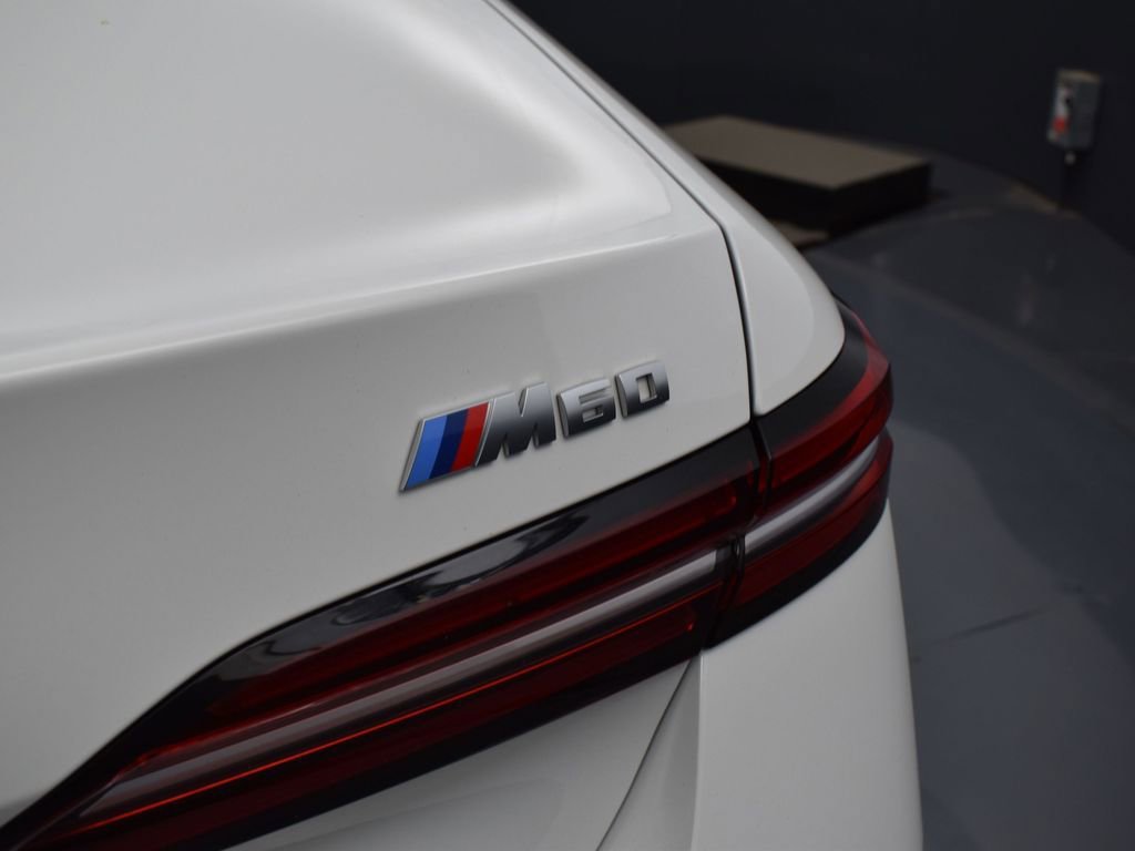Used 2024 BMW i5 M60 image 35