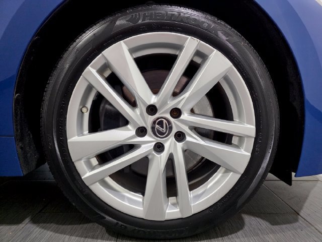 Used 2021 Lexus IS 300 AWD w/ Comfort Package image 25